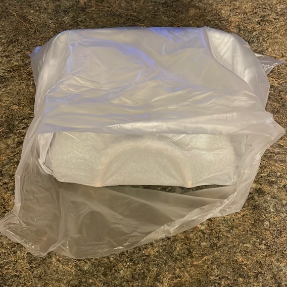 New With Tags Bella Russo Purse - Picture 8 of 8